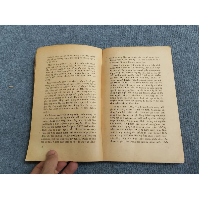 V.I.LÊ - NIN TIỂU SỬ VẮN TẮT 689597