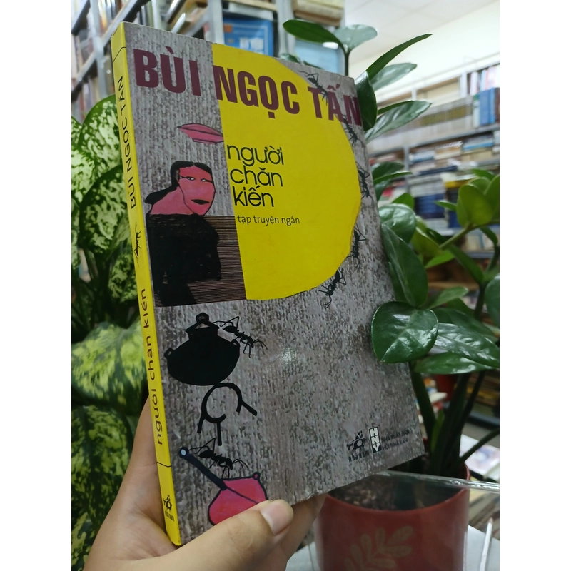 NGƯỜI CHĂN KIẾN 550111