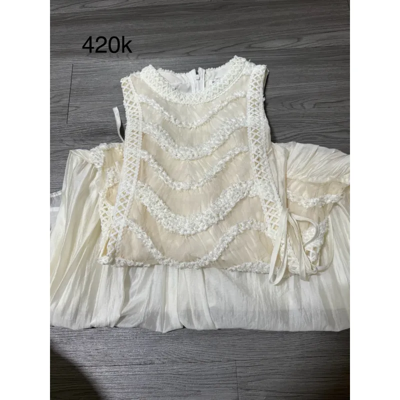 Váy đầm mẫu như hình 1000423