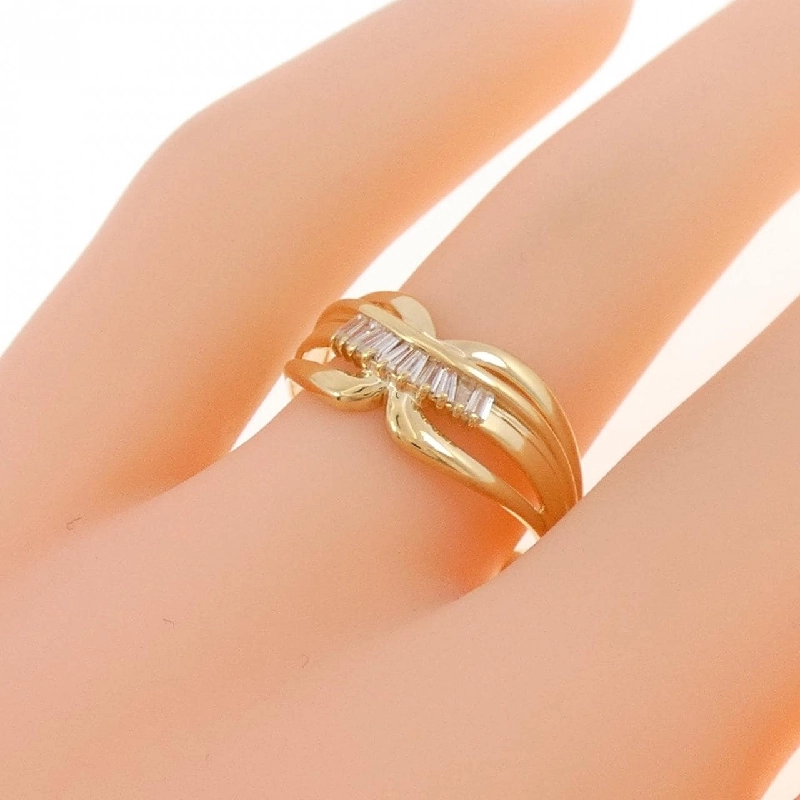 Nhẫn kim cương K18YG 0.13CT 669152