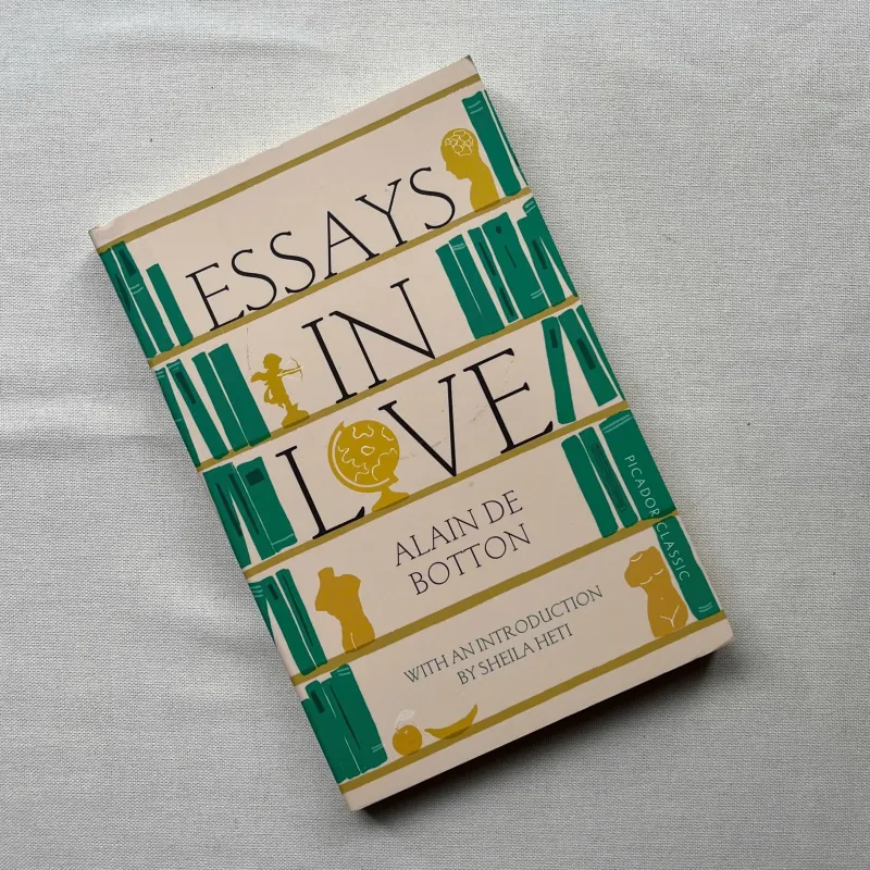 Essays in Love - Alain de Botton  970131