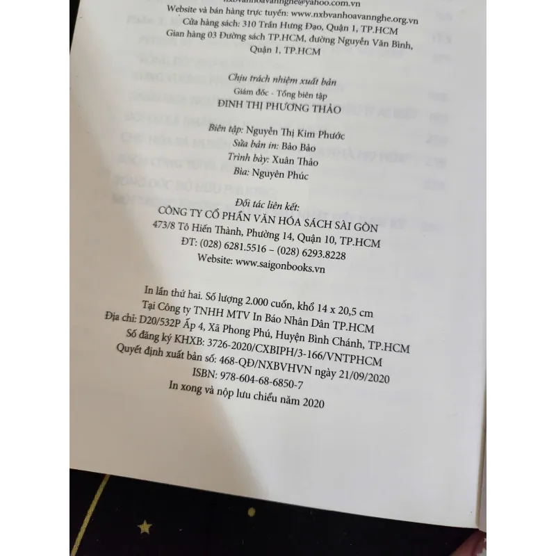 SÀI GÒN VANG BÓNG - Lý Nhân Phan Thứ Lang 696104