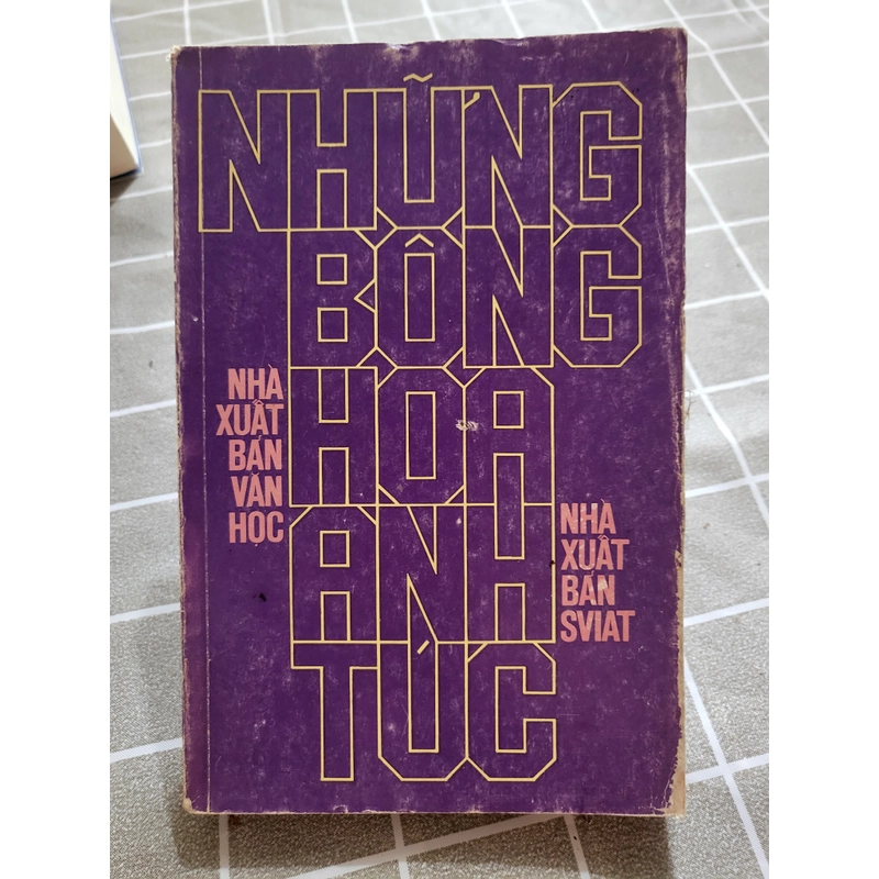 Bông hoa anh túc _ nhà xuất bản Văn học & Sviat Hungary  223346