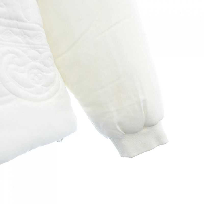 Louis Vuitton LOUIS VUITTON lv trang trí áo nỉ cổ V HNB65WOF3 - Hàng hiệu Chính hãng 894461