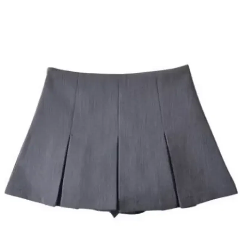 Pass chân váy xếp li còn mới 740303