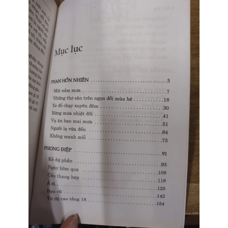 Sách: Truyện ngắn nhiều tác giả (B1) 716312