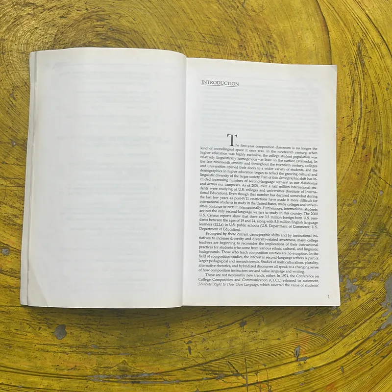 SECOND - LANGUAGE WRITING IN THE COMPOSITION CLASSROOM  697840