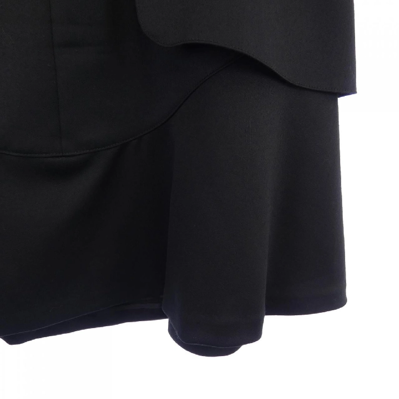 Chanel CHANEL P29380V19448 06A Váy 648260