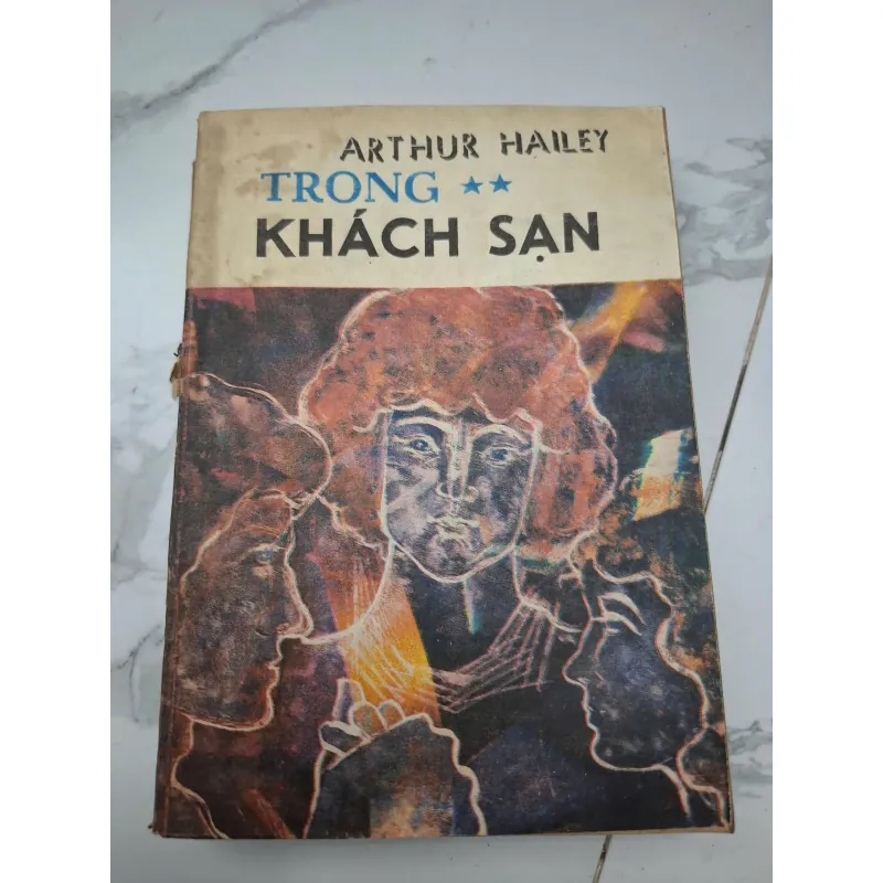 Trong khách sạn – Arthur Hailey 603929
