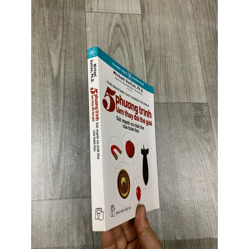 5 phương trình làm thay đổi thế giới, sức mạnh và chất thơ của toán học. 1a4 509700