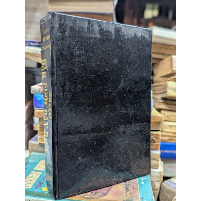 20000 dặm dưới đáy biển - Jules Verne 593633