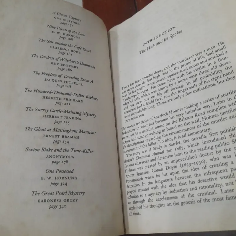 Wordsworth Classics - SHADOWS OF SHERLOCK HOLMES 796324