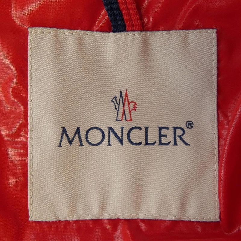 Áo khoác lông vũ MONCLER 639228