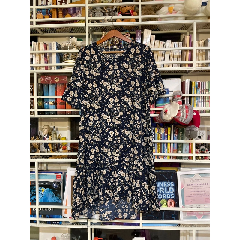 Đầm đen bông, size M 521311