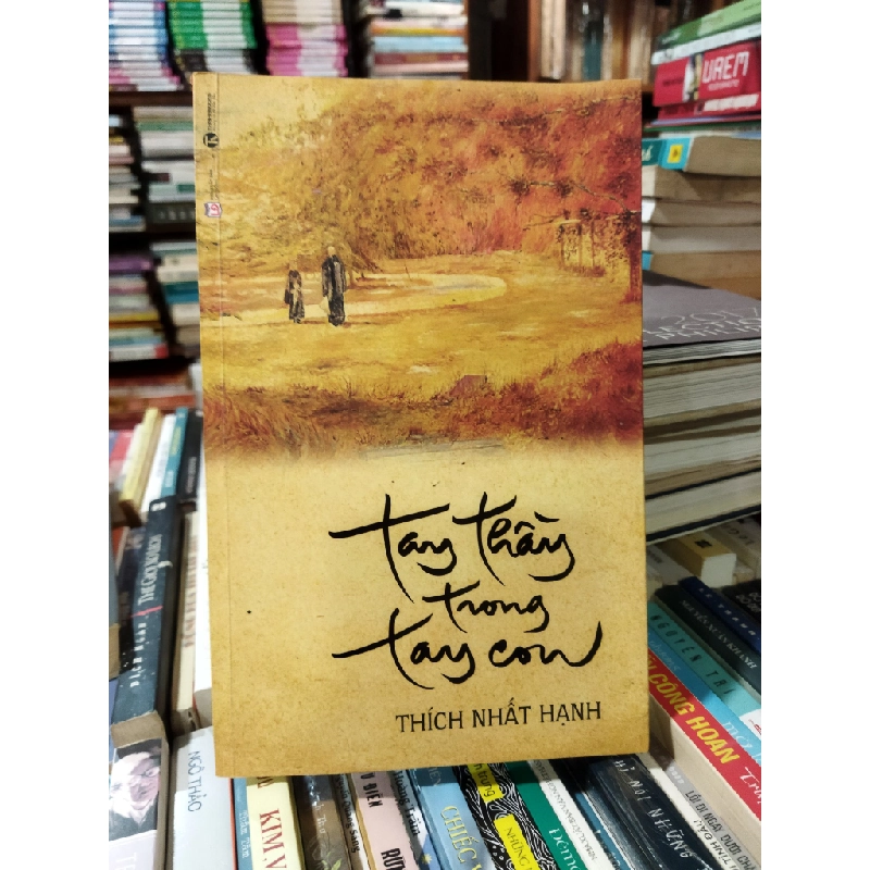 Tay thầy trong tay con 256815