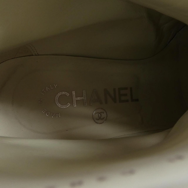 【Khuyến mãi】Giày bốt CHANEL 662321