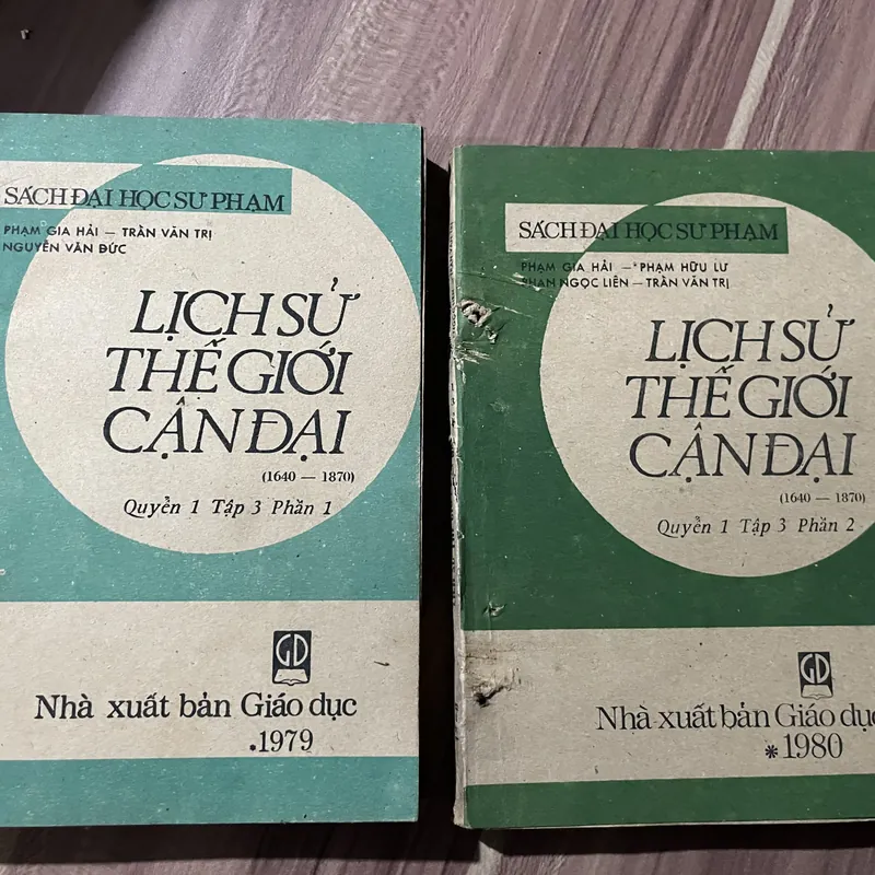LỊCH SỰ THẾ GIỚI CẠN ĐẠI (1640 - 1870) Quyển 1 Tập 3 Phần 1-2 591980