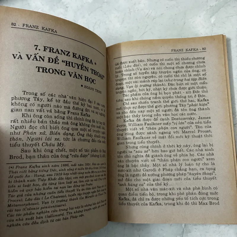 Bình luận văn học: Anderson, … Franz Kafka 1044222