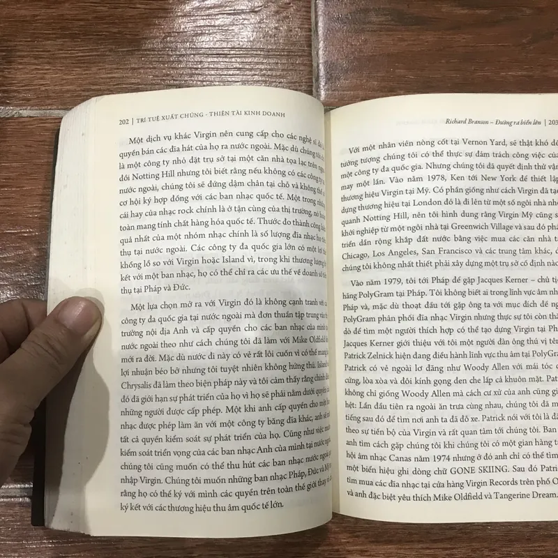 Tự truyện Richard Branson Đường ra biển lớn (6) 734977