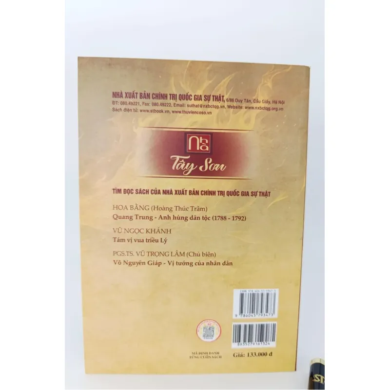 Tên sách: Nhà Tây Sơn 1020352