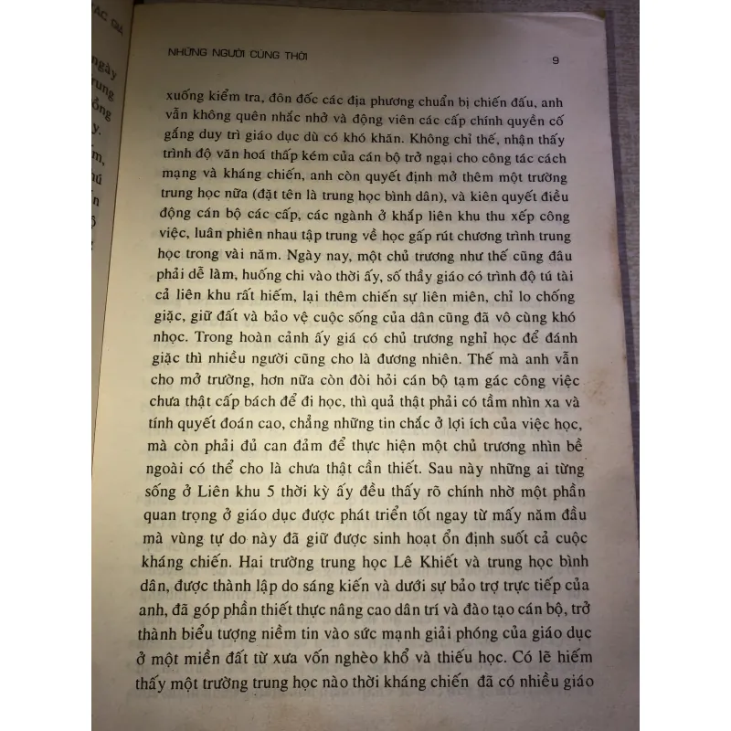 Những Người Cùng Thời - Nhiều Tác giả  935250