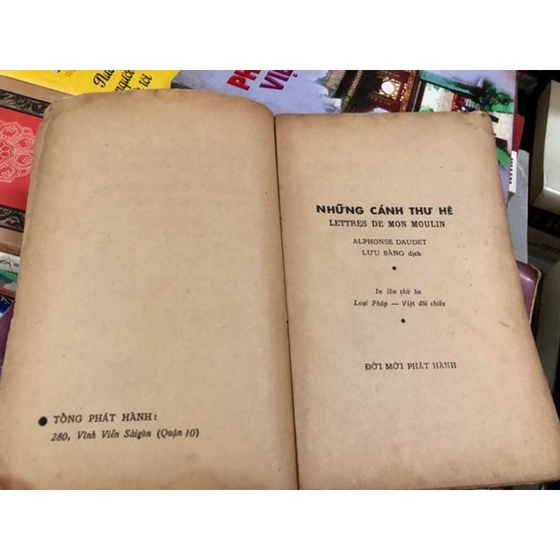 Lô sách nhà văn Pháp Alphonse Daudet: Những cánh thư hè và Thằng nhóc 306745