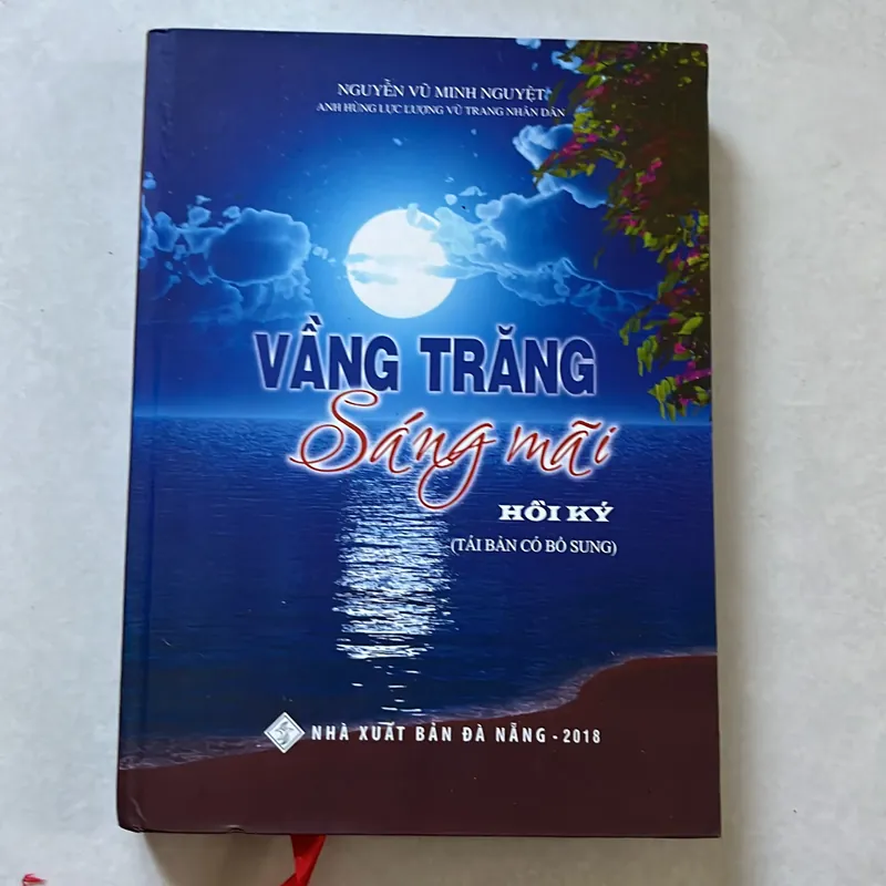 Vầng trăng sáng mãi - Nguyễn Vũ Minh Nguyệt 561444