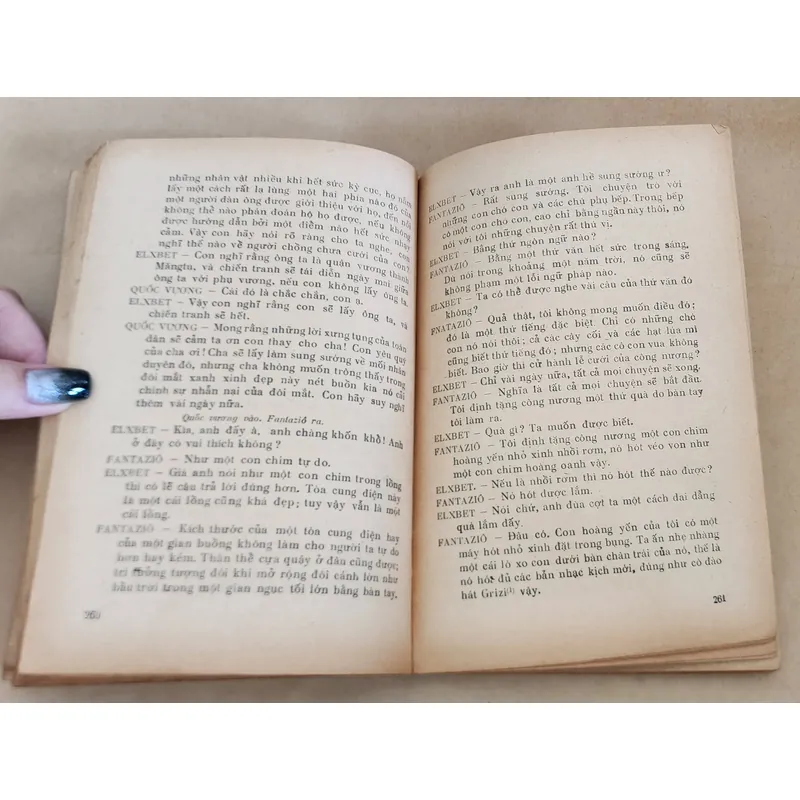 Tuyển tập kịch của Afred De Musset (in 1975) 717971