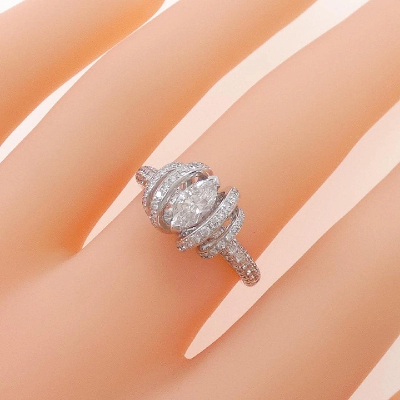 Nhẫn kim cương K18WG 0.37CT 671073