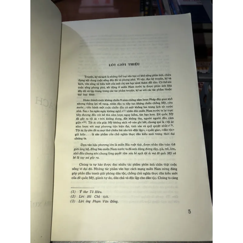 Truyện-ký cách mạng miền nam  930074