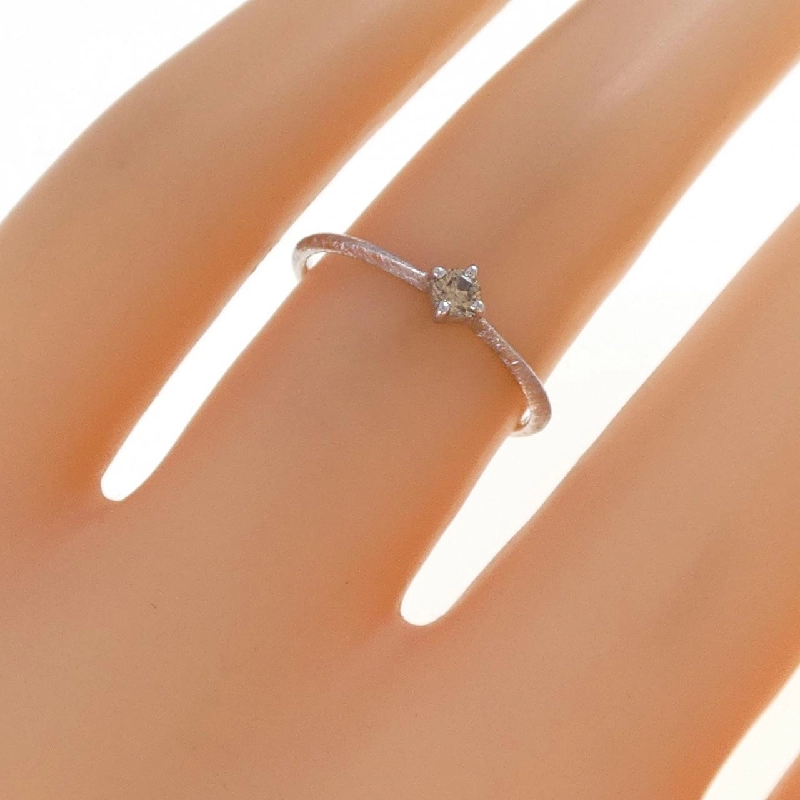 Nhẫn kim cương K18WG 0.07CT - Hàng hiệu chính hãng 851172