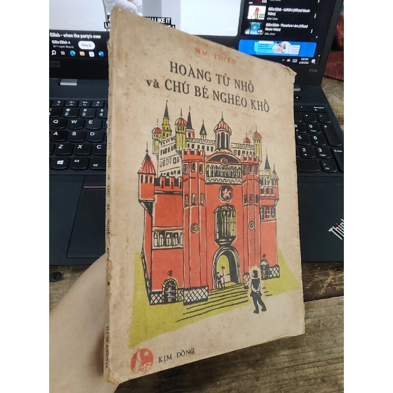 Hoàng tử nhỏ và chú bé nghèo khổ - Mác Tu-ên 1032846