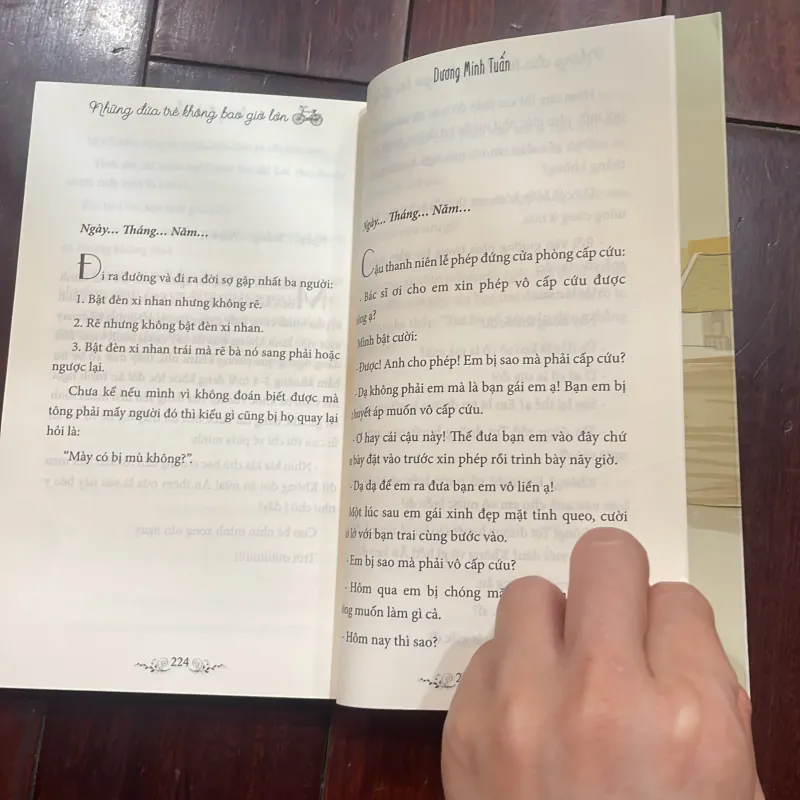 Những đứa trẻ không bao giờ lớn - tản văn dương minh tuấn 2018 nxb VH 1025858