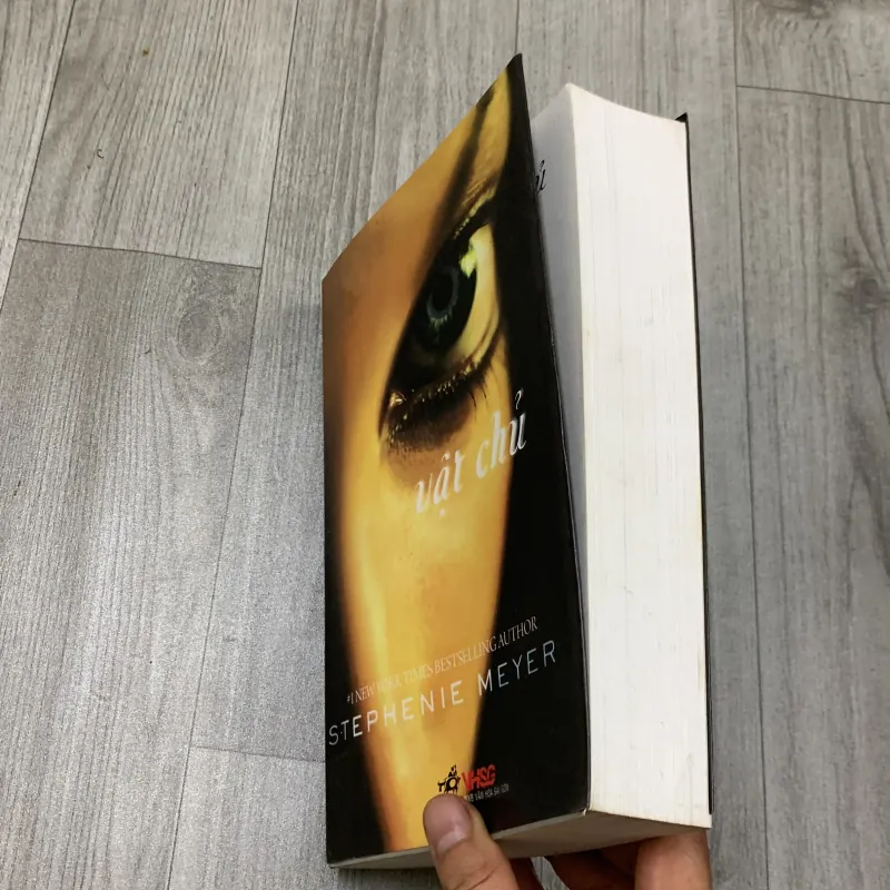 Vật chủ - stephenie meyer. 7a1 779624