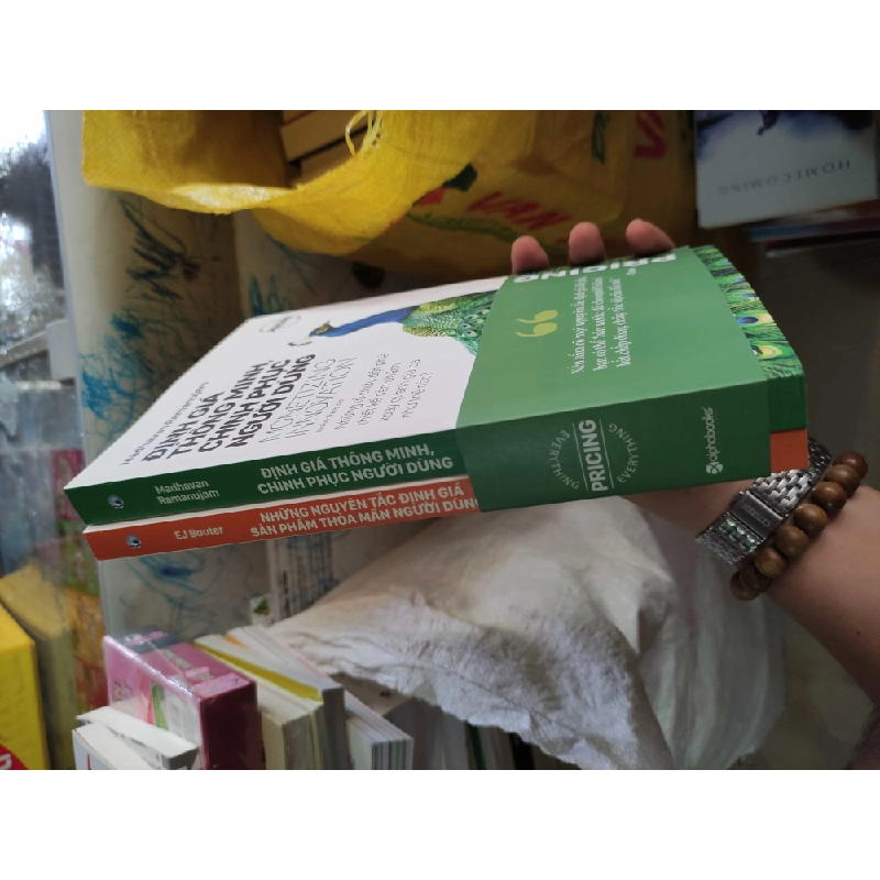 Bộ 2 cuốn Định giá thông minh chinh phục người dùng HCM 442333