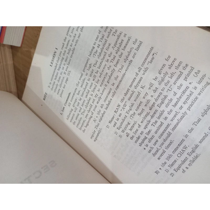 Modern Thai - Gordon H. Allison 687961