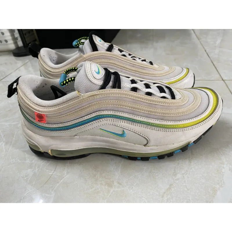 giày Nike chính hãng size 42  758720