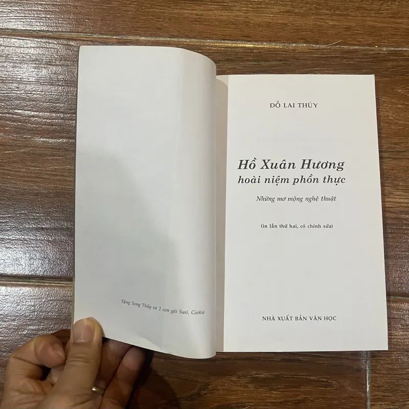 Hồ Xuân Hương - Hoài niệm phồn thực - Đỗ Lai Thuý (6) 958264