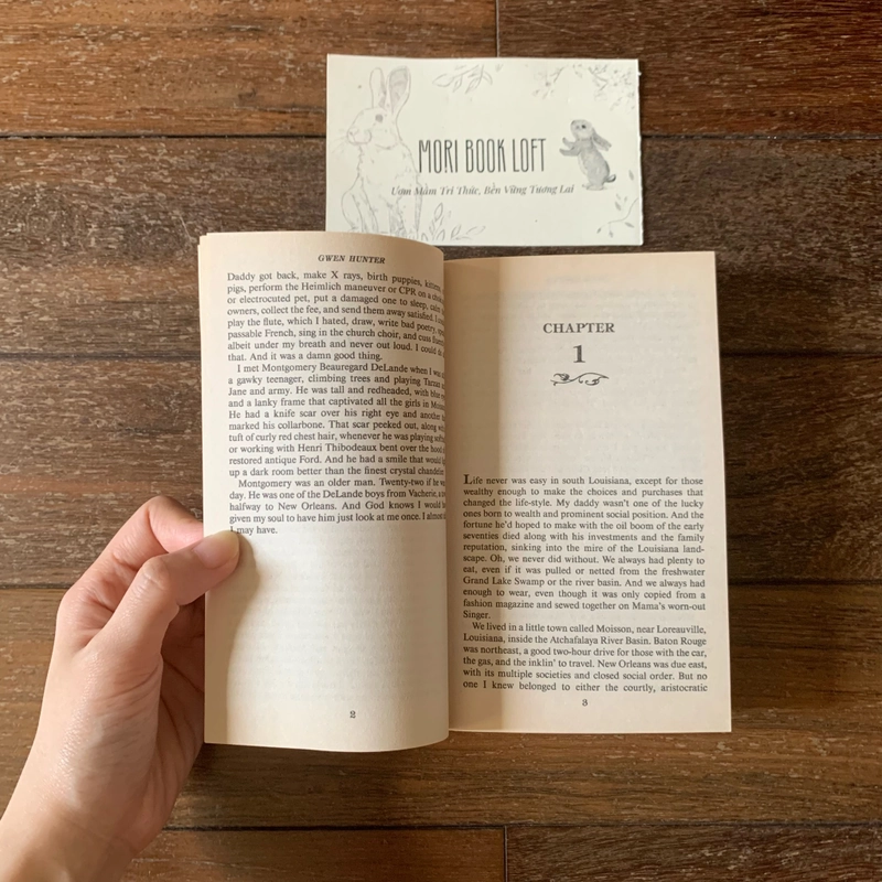 Sách ngoại văn Betrayal, Used, Bìa Mềm 447779