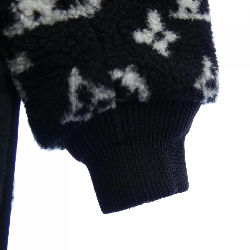 Áo khoác teddy monogram oversized Louis Vuitton 631958