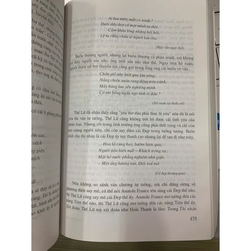 THẾ LỮ VỀ TÁC GIA VÀ TÁC PHẨM 602770