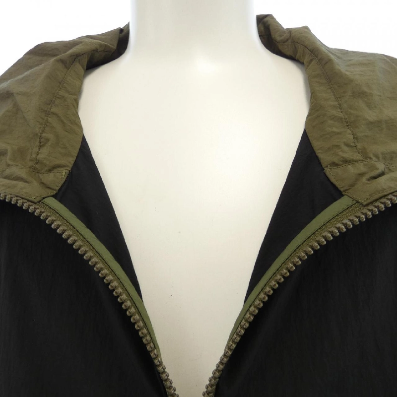 Áo khoác MONCLER - Hàng hiệu Chính hãng 894867