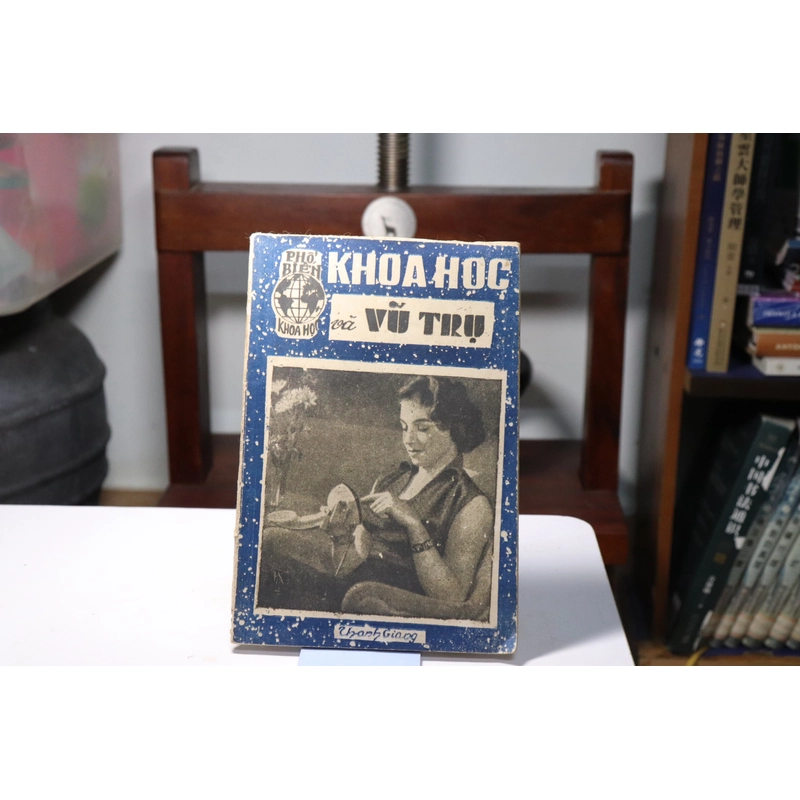 Phổ biến khoa học - tạp chí trước 1975 (4 cuốn)  464281