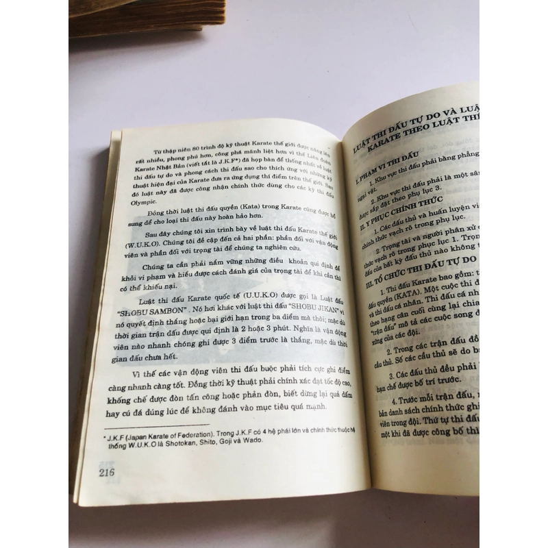 📚 SÁCH VỀ KARATE  🥋 542434