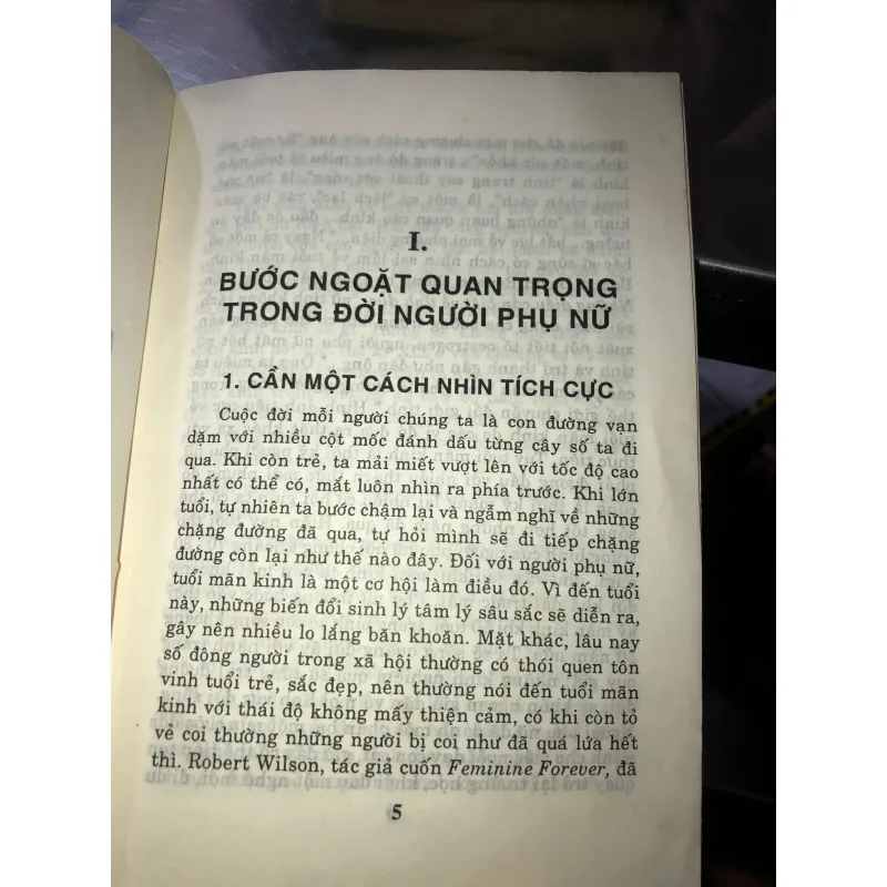 Chăm sóc sức khoẻ phụ nữ tuổi mãn kinh - Vĩnh Hồ 1029224