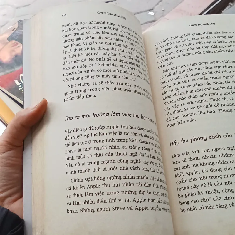 Còn Đường Steve Jobs Lãnh Đạo Cách Tân Cho Thế Hệ Mới 775856