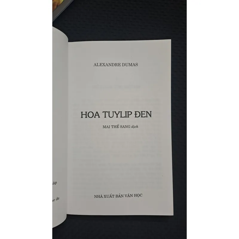 Combo Trà Hoa Nữ + Hoa Tuylip Đen - Alexandre Dumas 595458