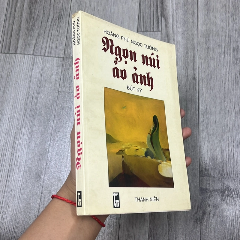 Ngọn núi ảo ảnh- Hoàng Phủ Ngọc Tường. 2a2 521793