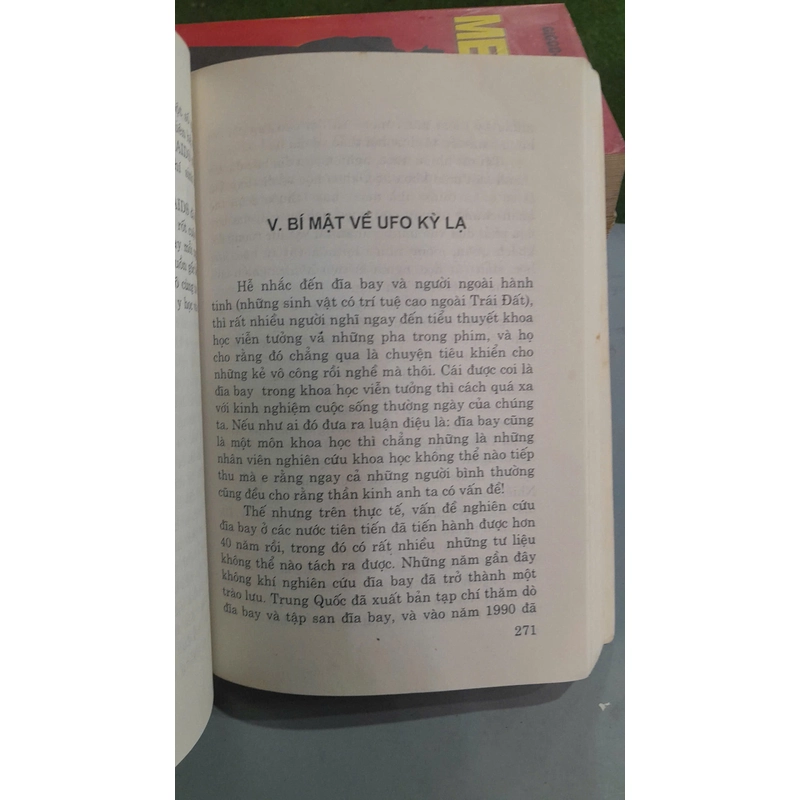 109 HIỆN TƯỢNG BÍ ẨN TRÊN THẾ GIỚI - KÍNH VẠN LÝ 454280