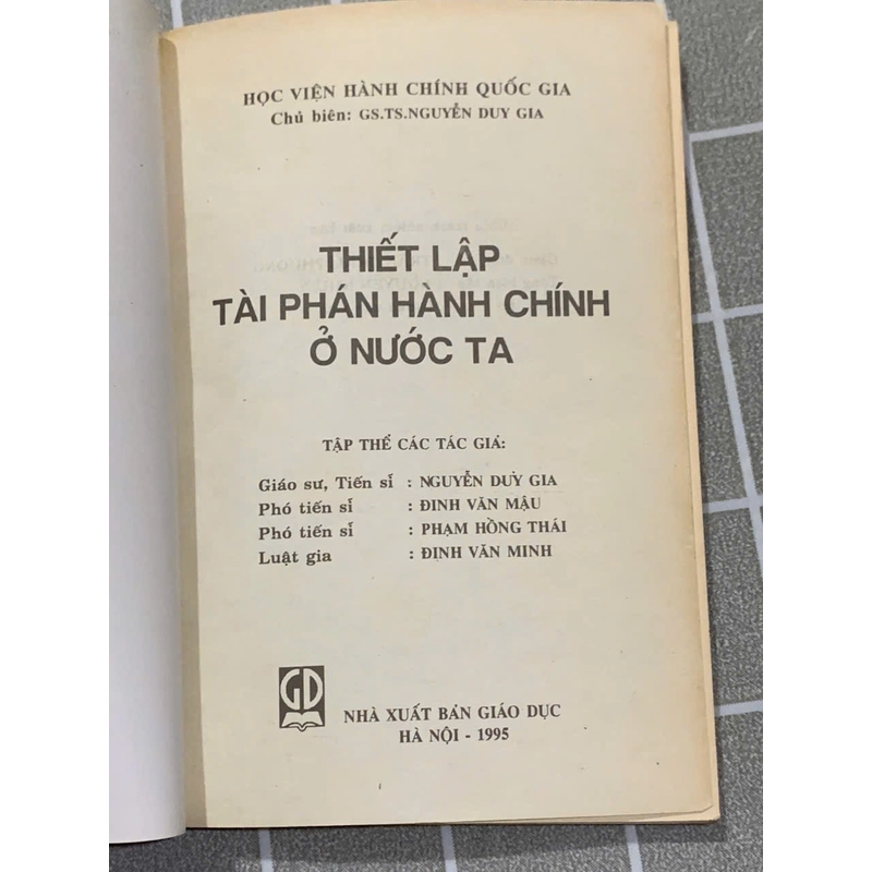 Chủ biên: GS.TS.NGUYỄN DUY GIA THIẾT LẬP TÀI PHÁN HÀNH CHÍNH Ở NƯỚC TA 545910